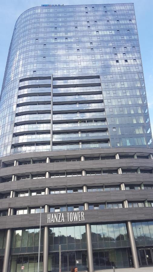 Hanza Tower Sunny Apartment Estetino Exterior foto